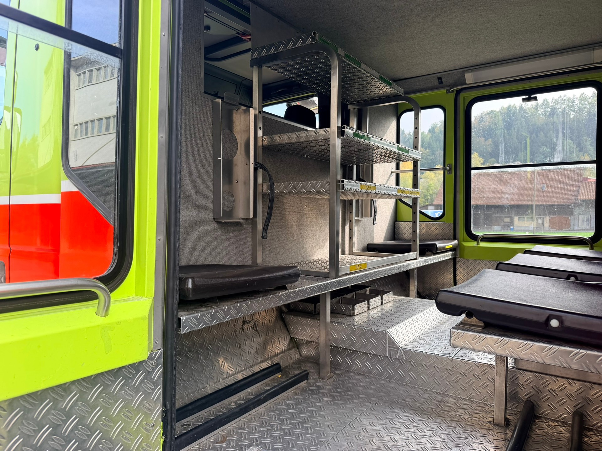 IVECO 190 E 34W FEUERWEHR TLF 4X4-image-15