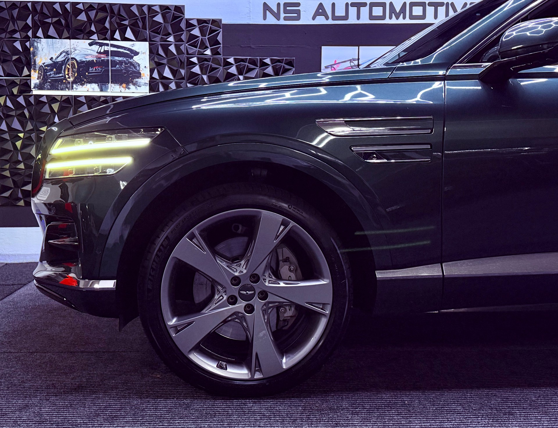GENESIS GV80 3.0 CRDI Luxus 7 Seater AT8 AWD-image-11