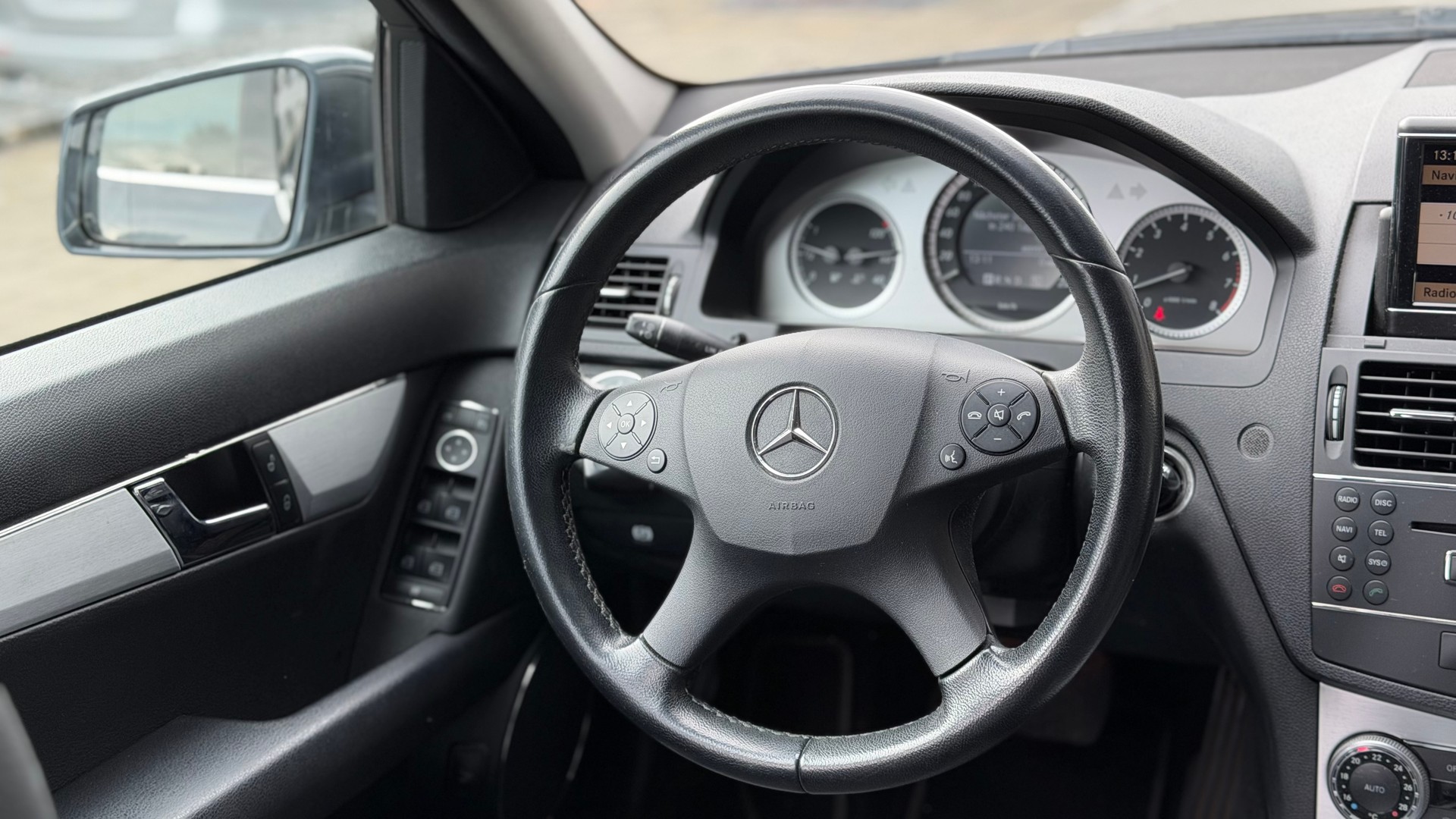 MERCEDES-BENZ C 300 (280) Avantgarde 7G-Tronic♦️frsch ab Mfk*ab Service*neue Winterreifen♦️-image-18