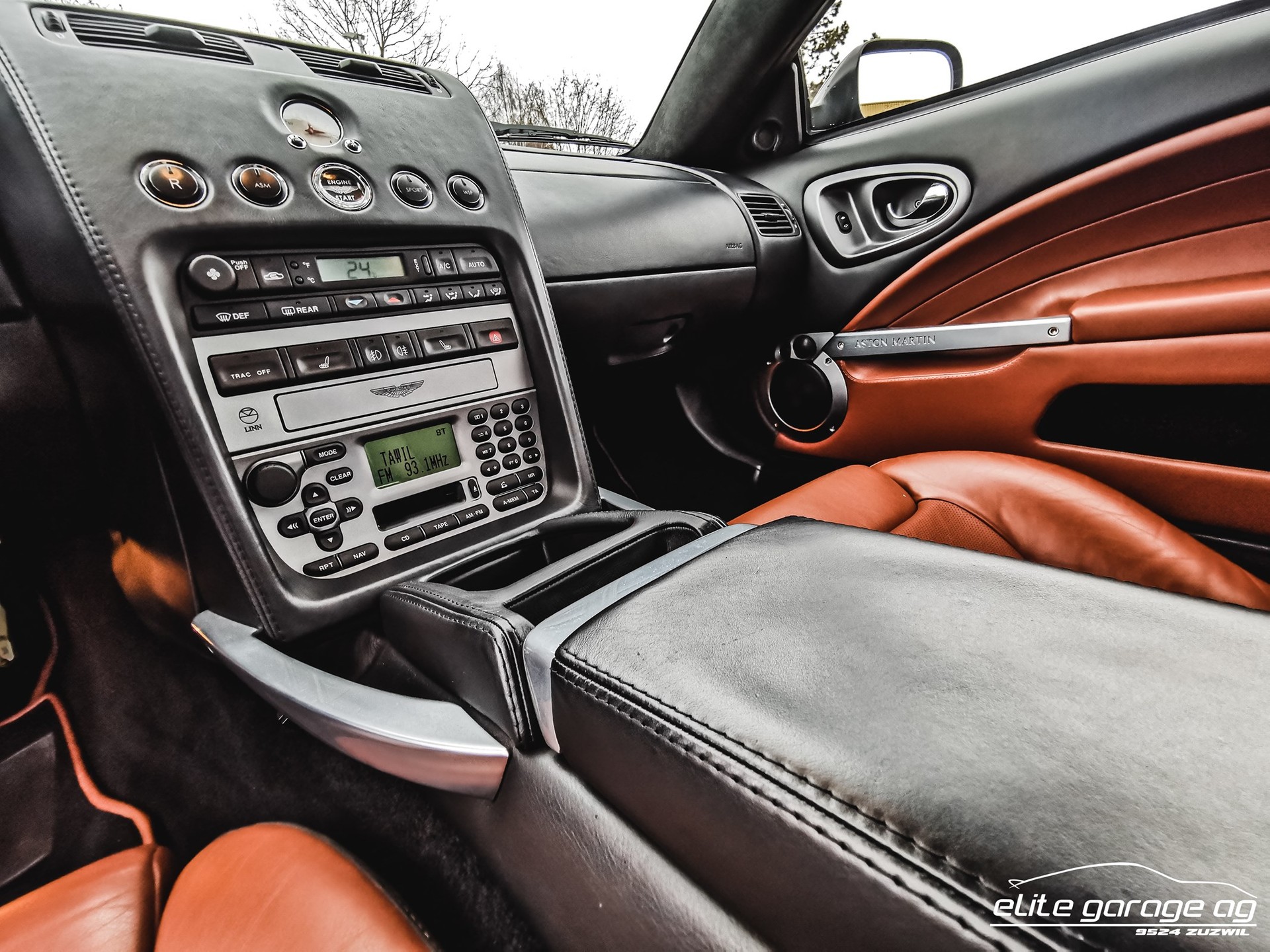 ASTON MARTIN Vanquish V12 S 5.9-48-image-14