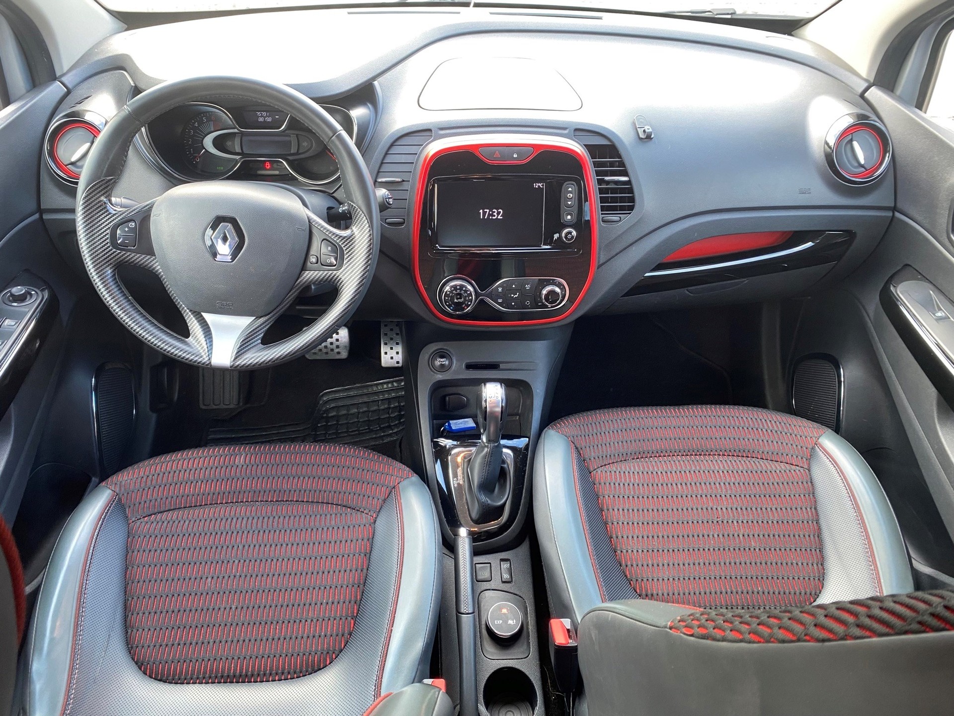 RENAULT Captur 1.2 T 16V Intens EDC-image-7