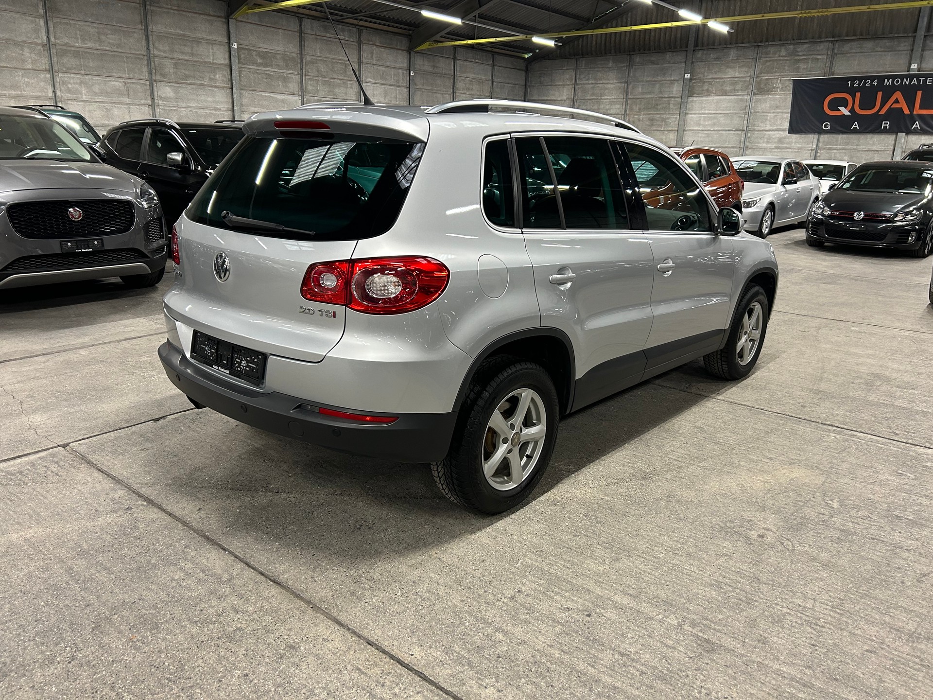 VW Tiguan 2.0 TSI Trend&Fun Tiptronic-image-3