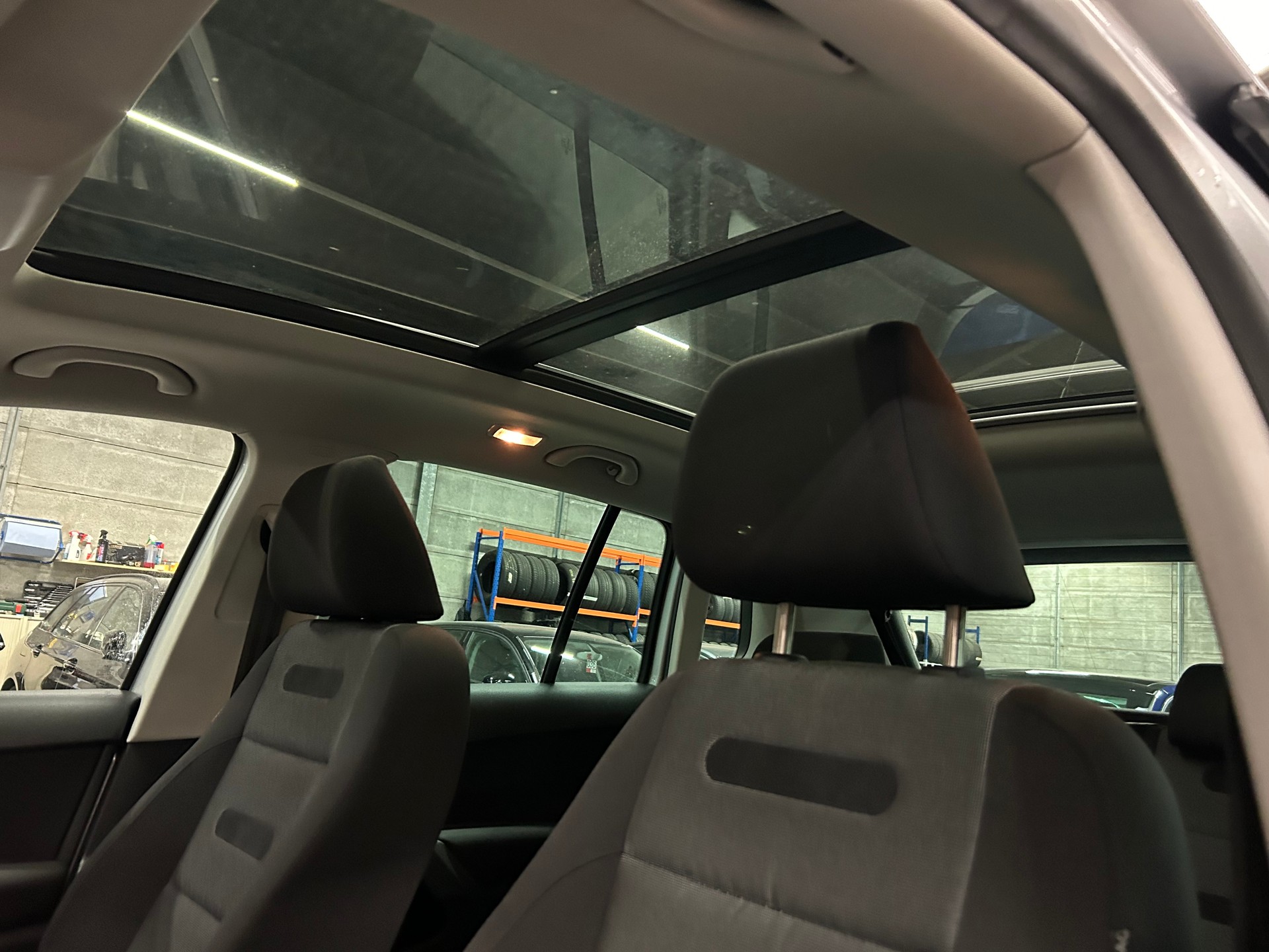 VW Tiguan 2.0 TSI Trend&Fun Tiptronic-image-10