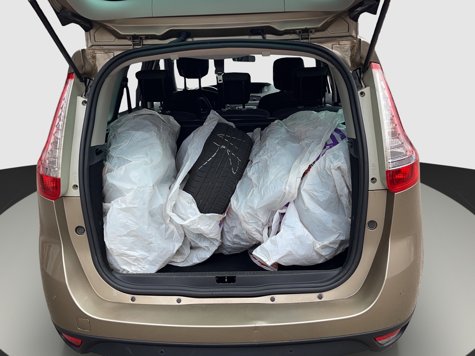 RENAULT Grand Scénic 1.2 16V Turbo Expression-image-19