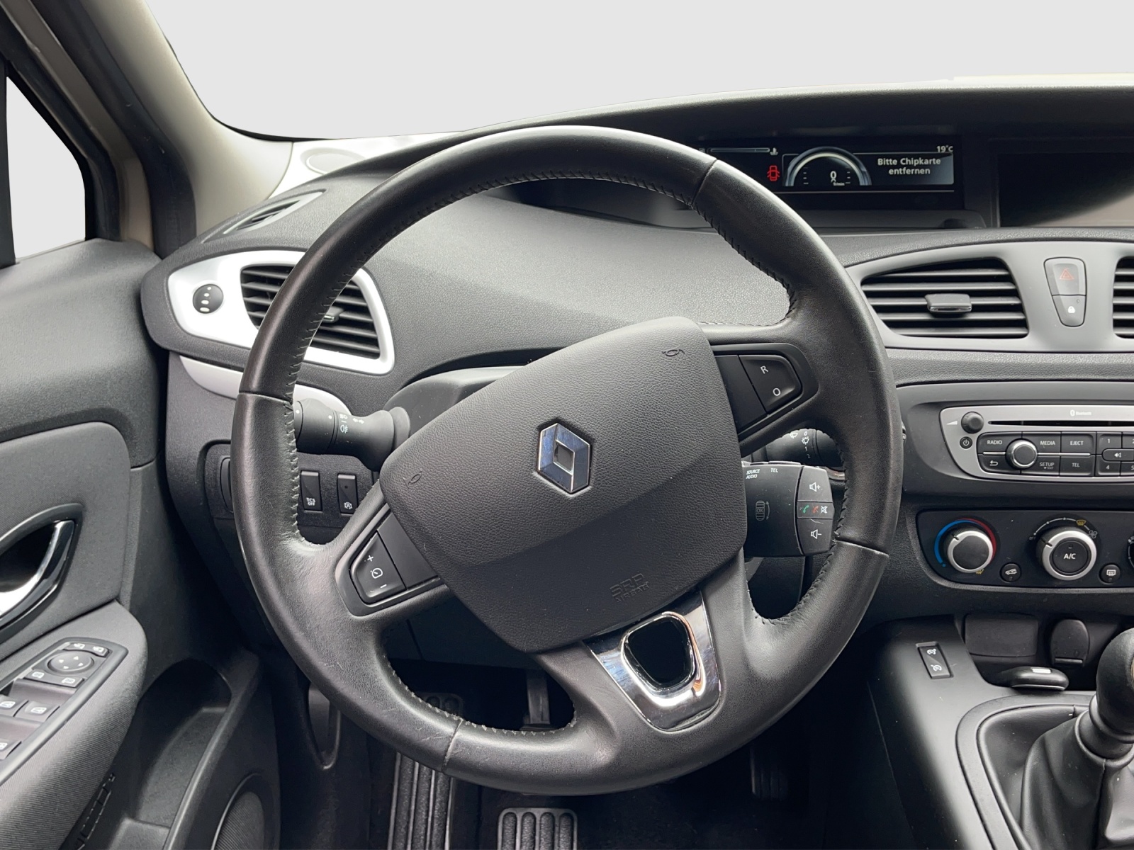 RENAULT Grand Scénic 1.2 16V Turbo Expression-image-10