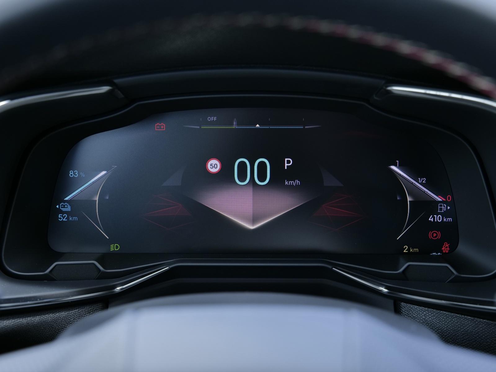 DS AUTOMOBILES 1.6 E-Tense 300 Ligne Noire 4x4-image-7