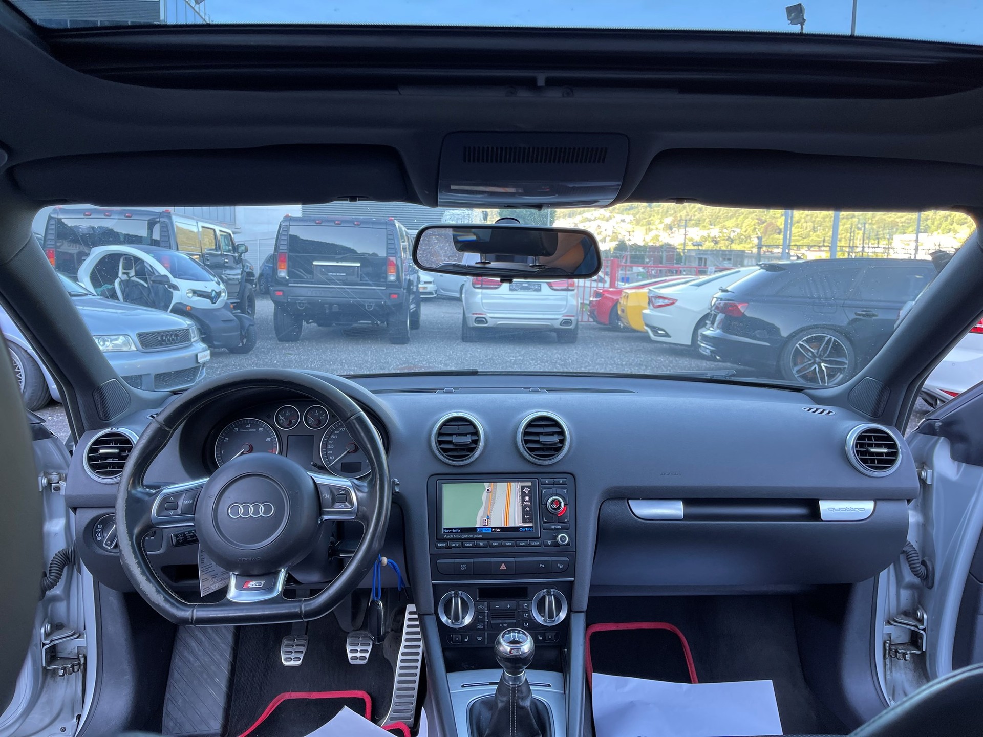 AUDI S3 Sportback 2.0 TFSI quattro-image-6
