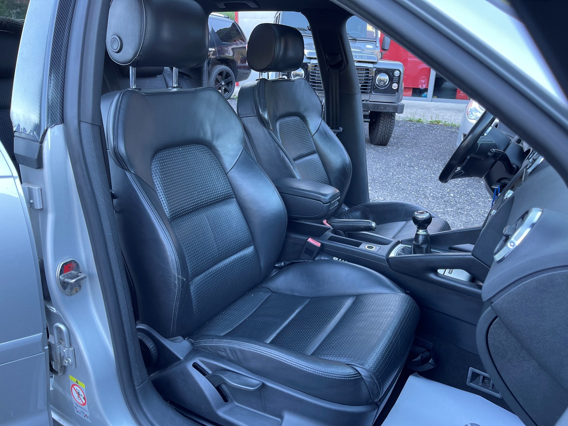AUDI S3 Sportback 2.0 TFSI quattro-image-8