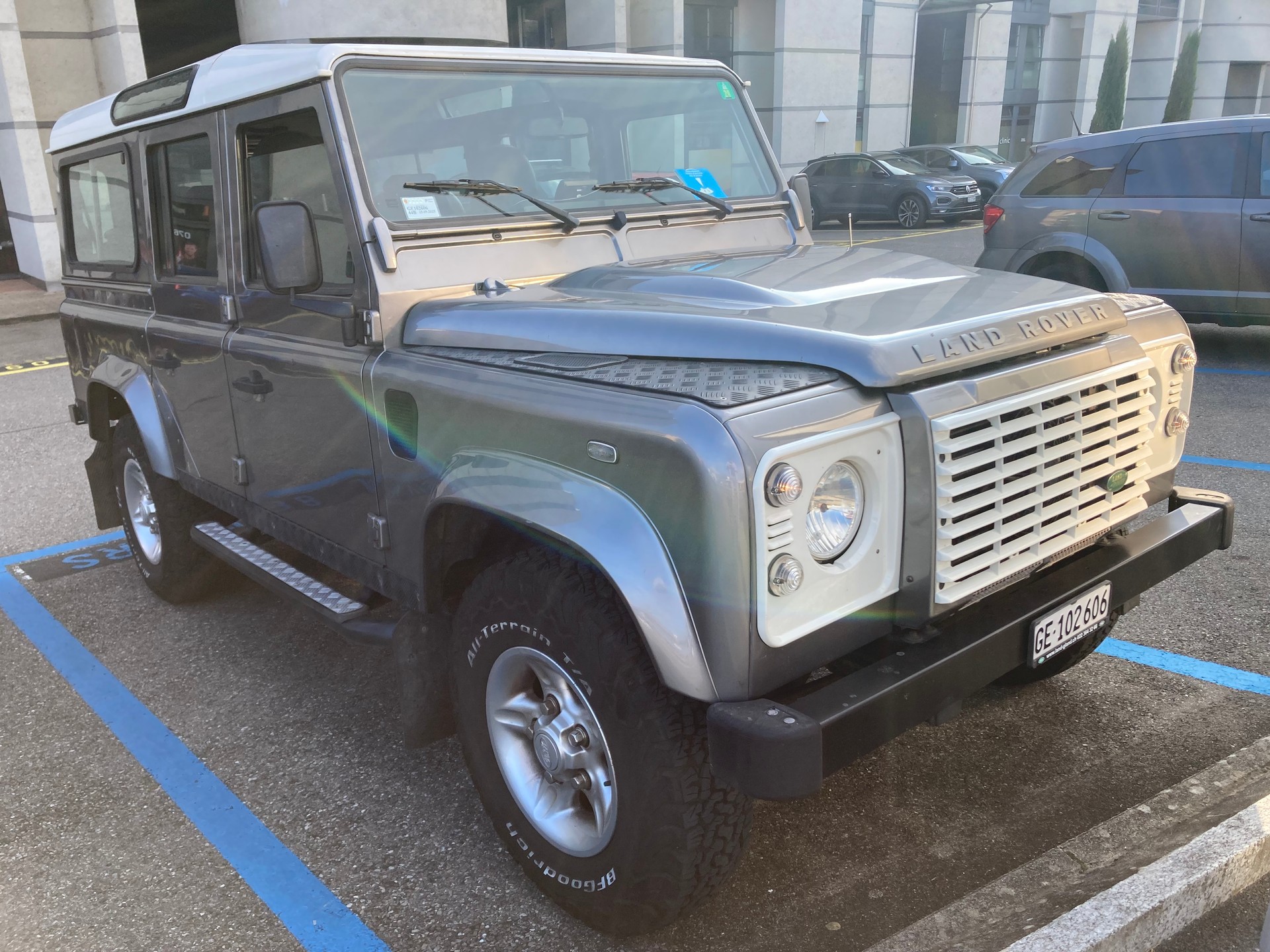 LAND ROVER 110 TD4 2.4-image-0