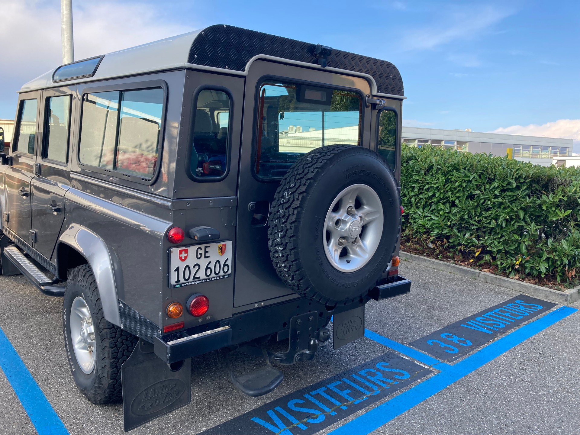 LAND ROVER 110 TD4 2.4-image-3