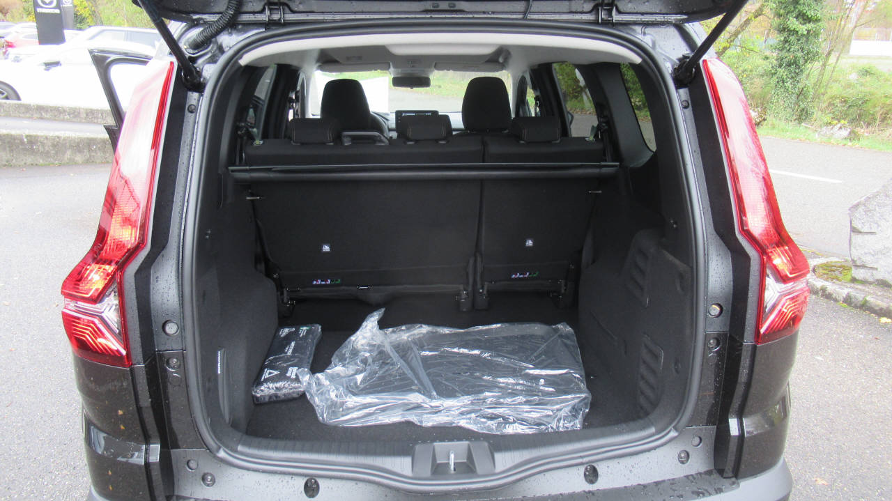 DACIA Jogger 1.6 Hybrid Extreme-image-8