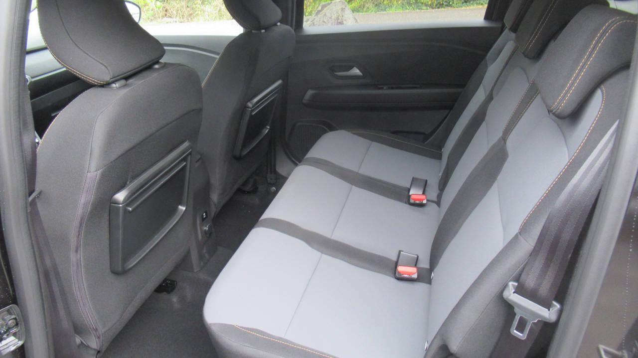 DACIA Jogger 1.6 Hybrid Extreme-image-7