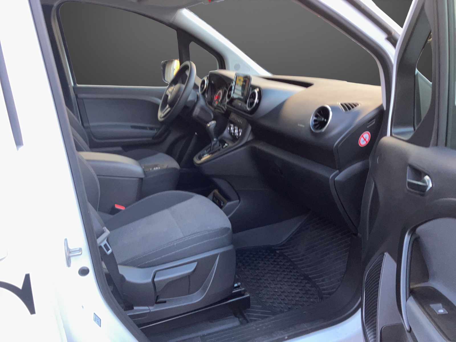 MERCEDES-BENZ eCitan 45kWh Select-image-8
