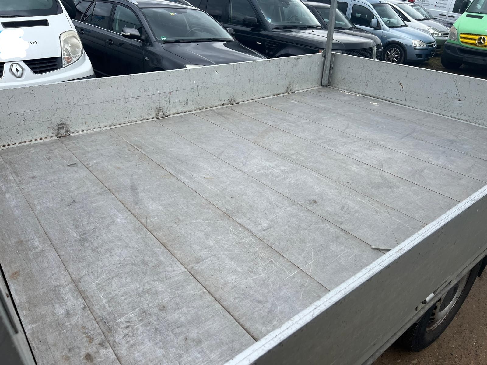 VW T5 2.0 TDI-image-4