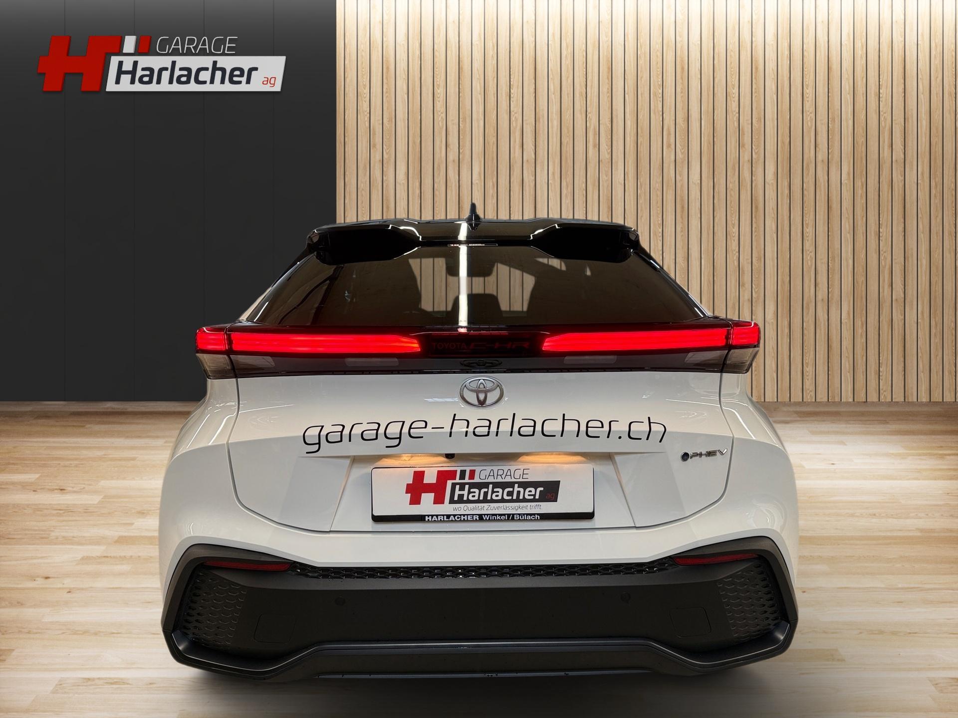 TOYOTA C-HR 2.0 PHEV CVT Swiss Edition-image-4