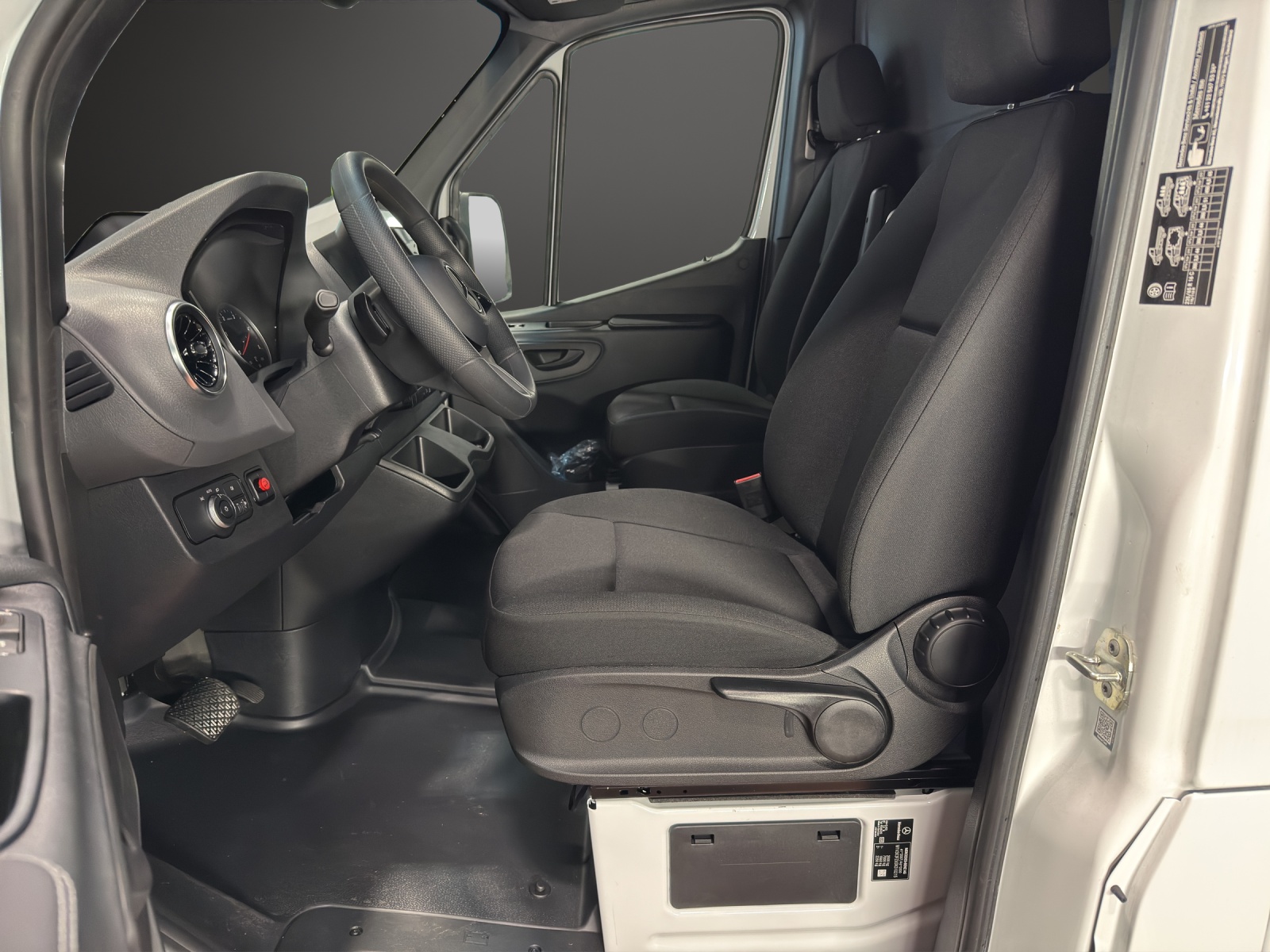 MERCEDES-BENZ Sprinter 317 CDI Lang 9G-TRONIC-image-6