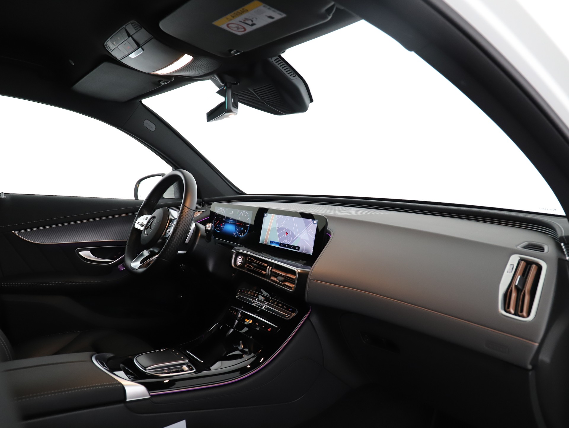 MERCEDES-BENZ EQC 400 AMG Line 4Matic-image-10