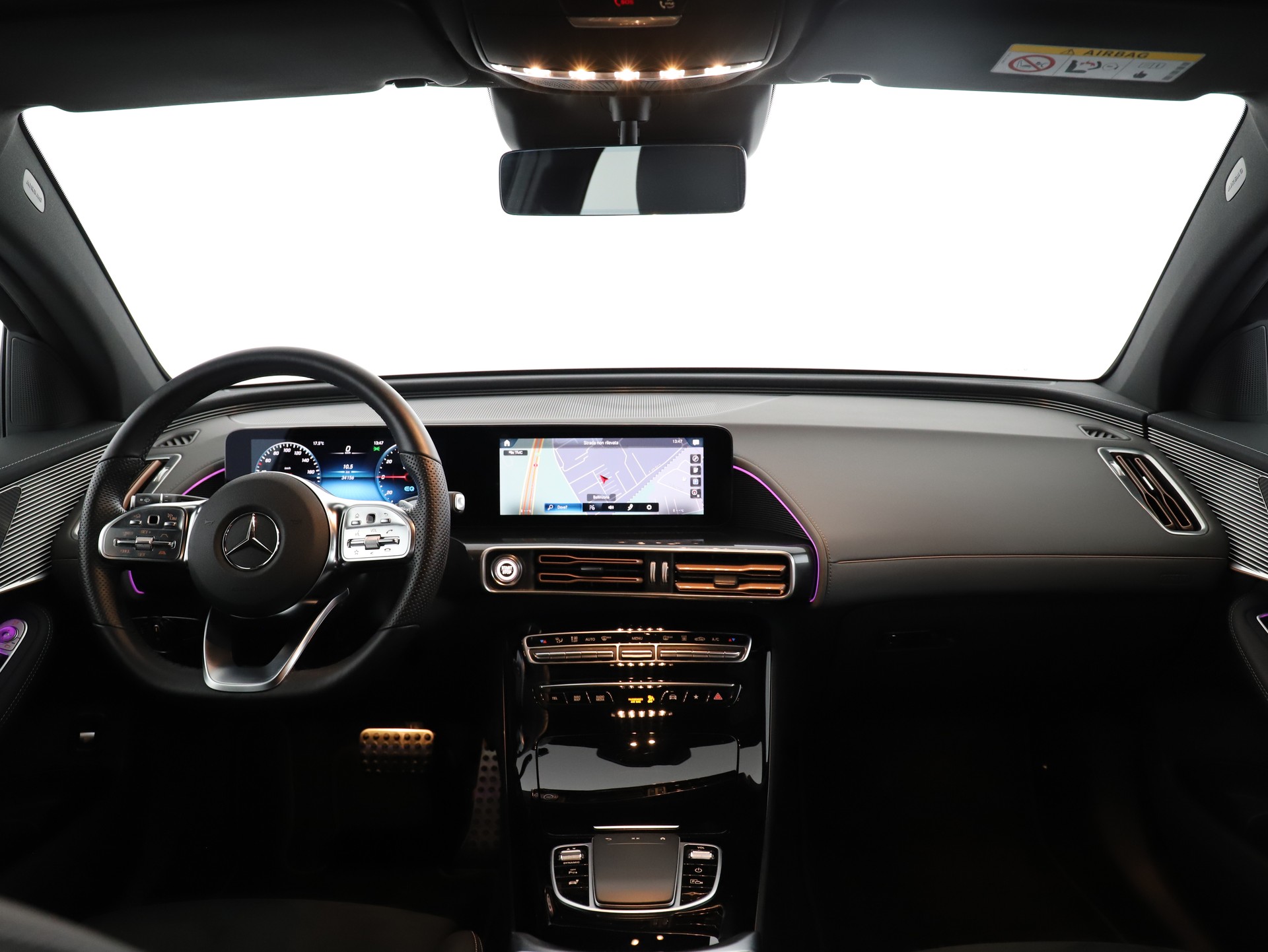 MERCEDES-BENZ EQC 400 AMG Line 4Matic-image-9