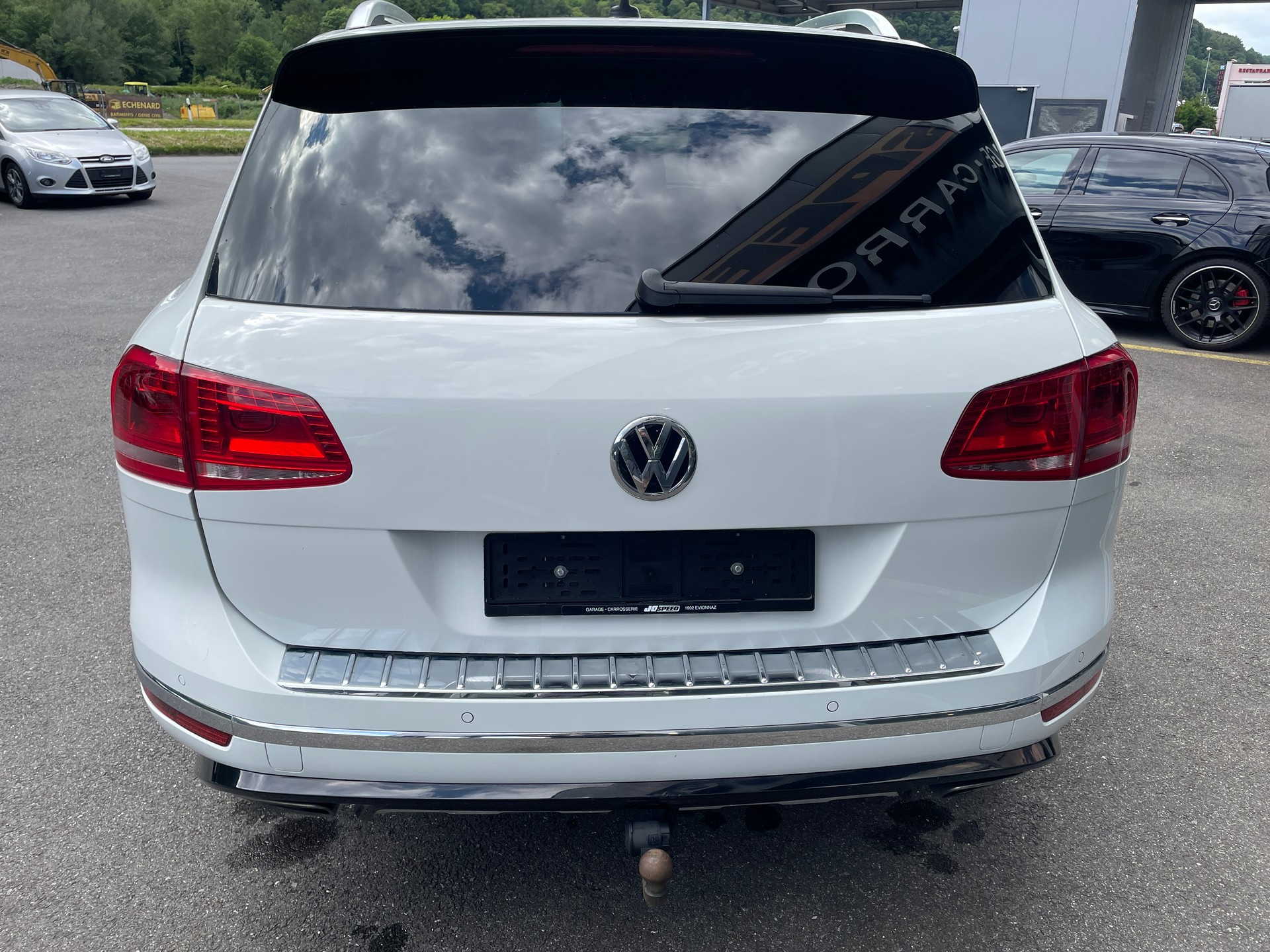 VW Touareg 3.0 TDI BlueMotion Tiptronic R-Line-showroom-element-3