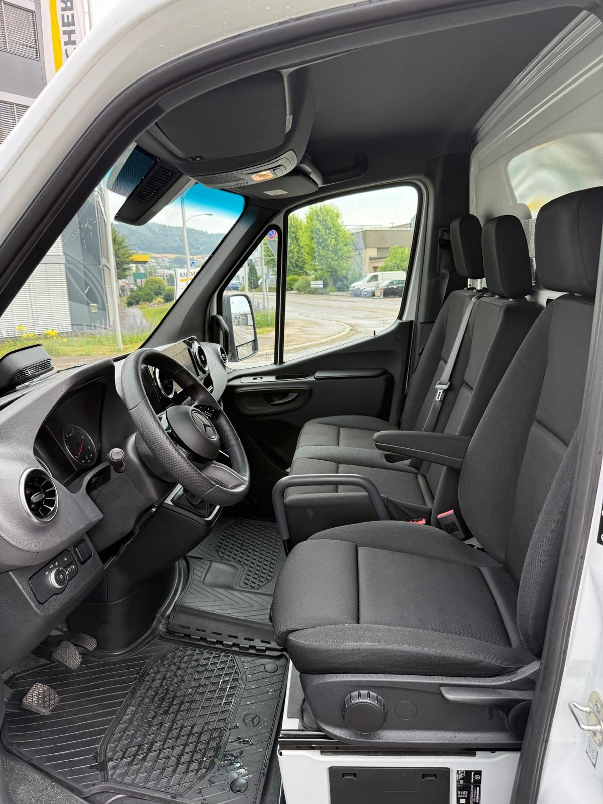 MERCEDES-BENZ Sprinter 317 CDI Lang-image-8
