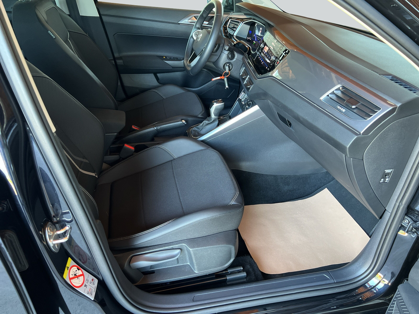VW Taigo 1.5 TSI Style DSG-image-10
