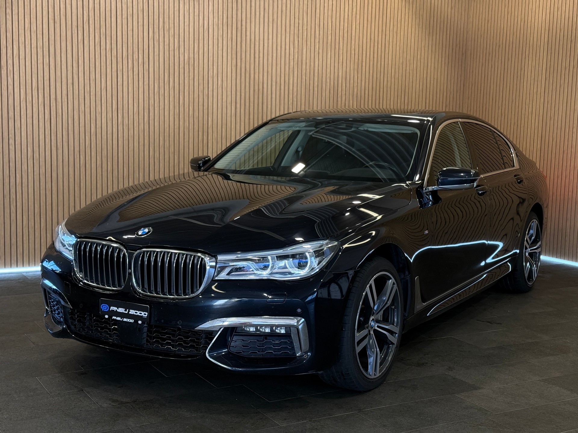 BMW 740d xDrive Steptronic M-Sport * TOP AUSSTATTUNG*