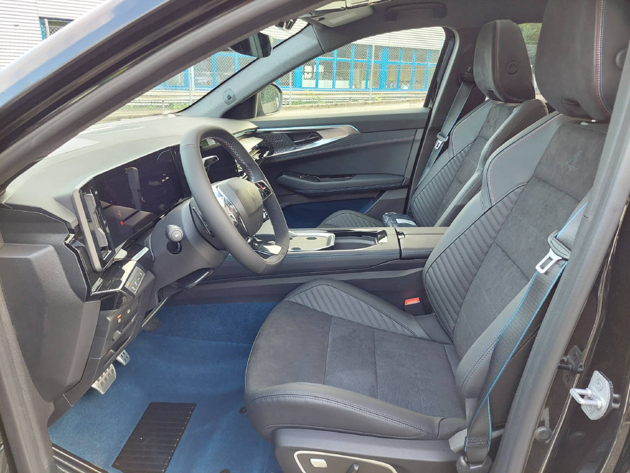 RENAULT RAFALE E-TECH Atelier Alpine hyper hybrid E-Tech 4x4 300PS plug-in-image-5
