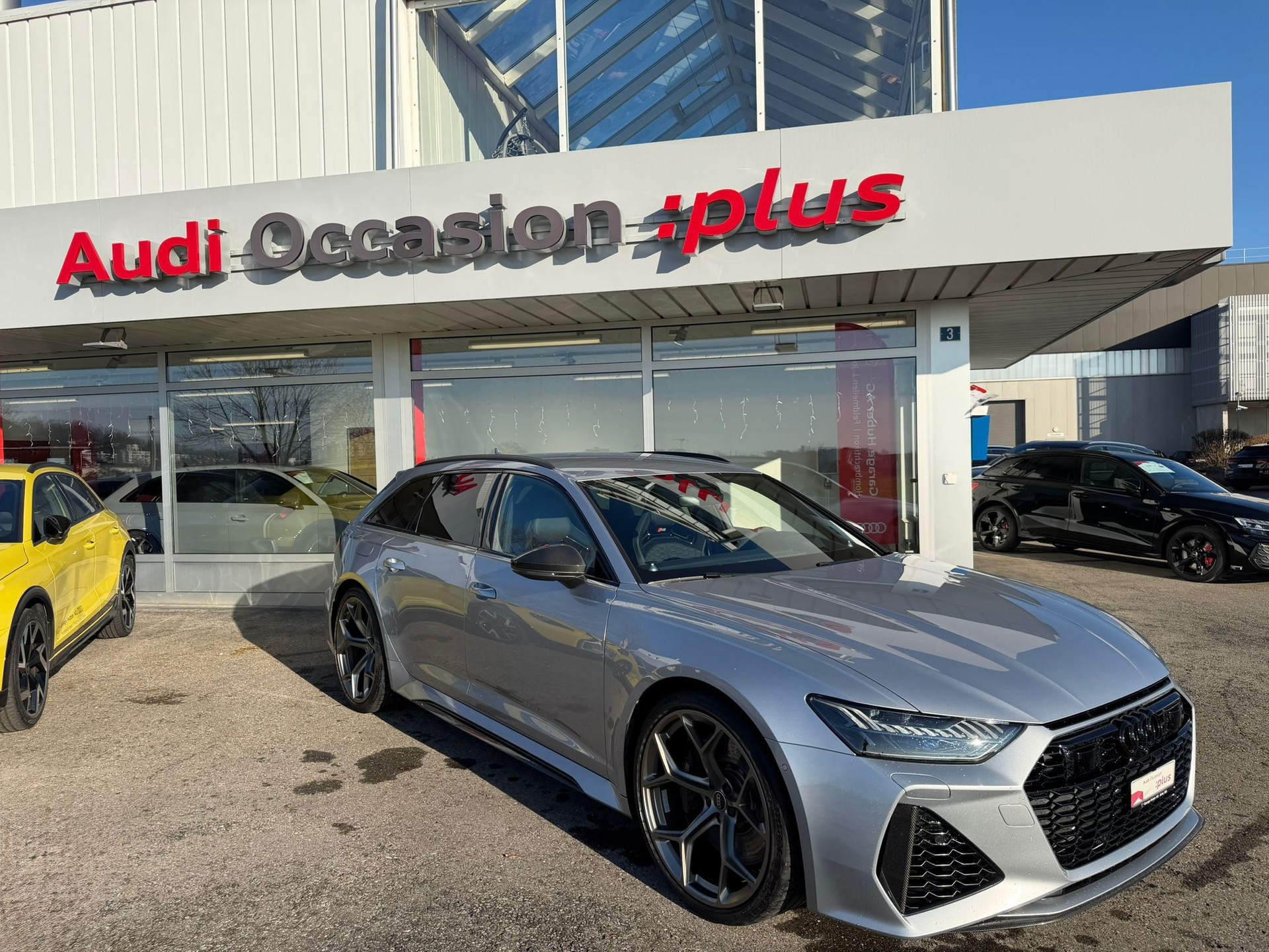 AUDI RS6 Avant 4.0 TFSI V8 Performance quattro-image-0