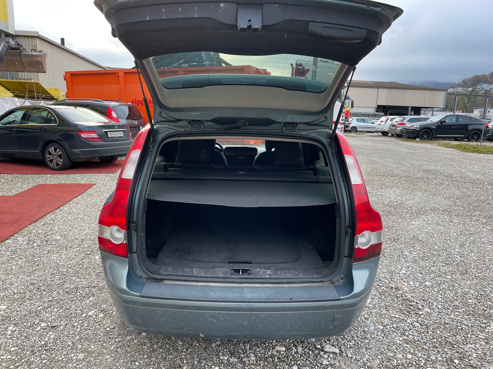 VOLVO V50 2.4-image-6