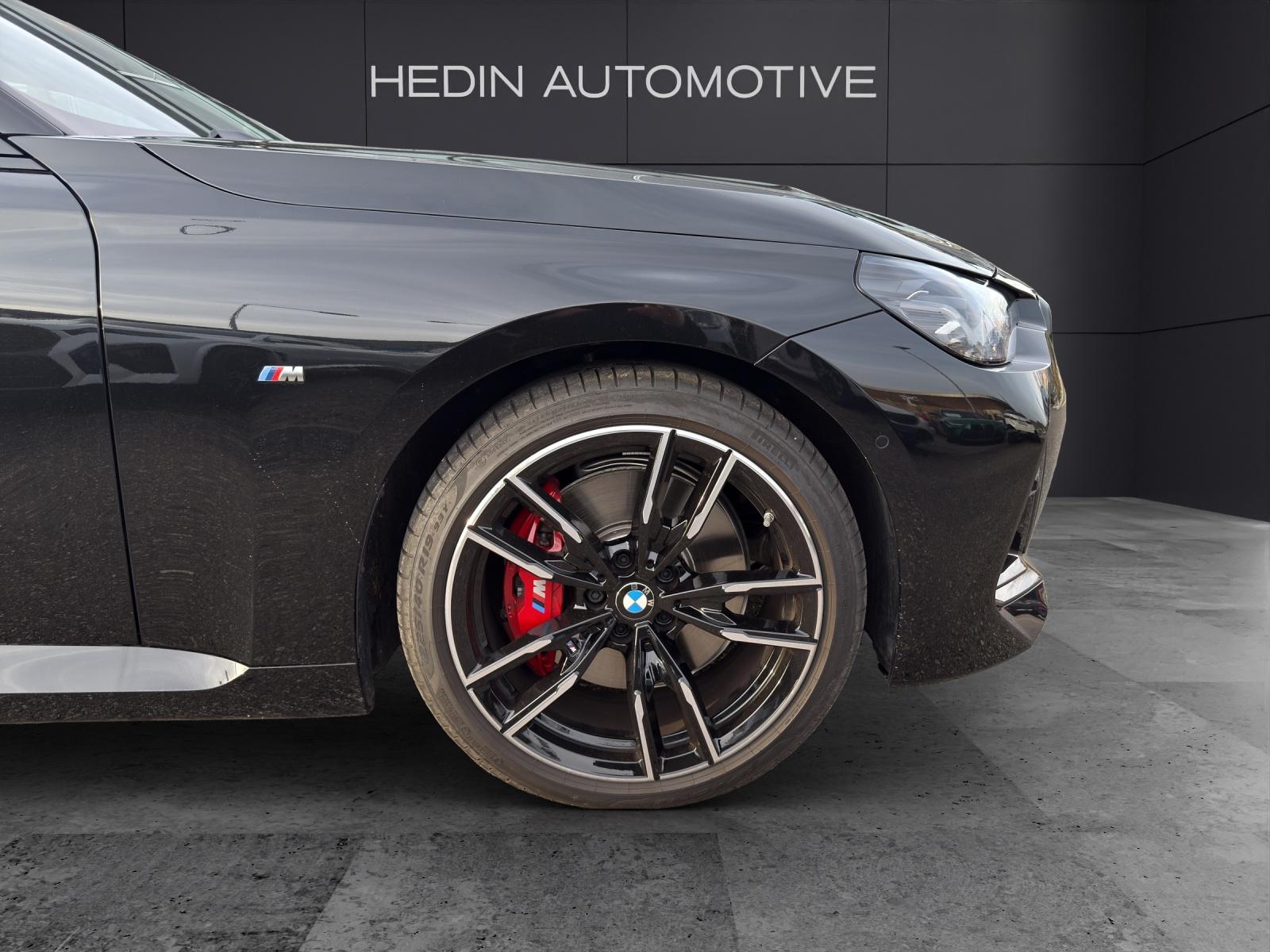 BMW M240i xDrive Coupé-image-9