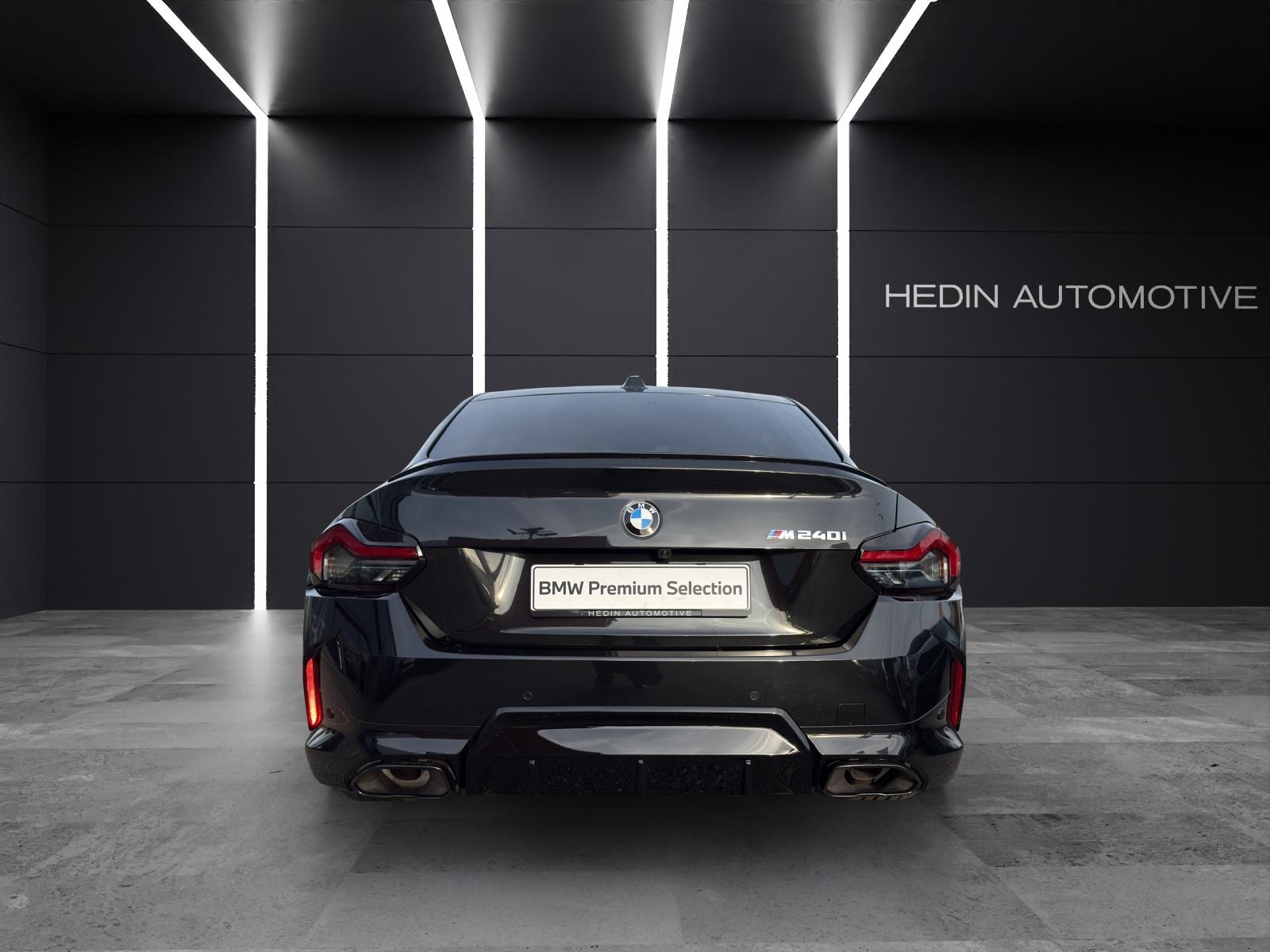 BMW M240i xDrive Coupé-image-4