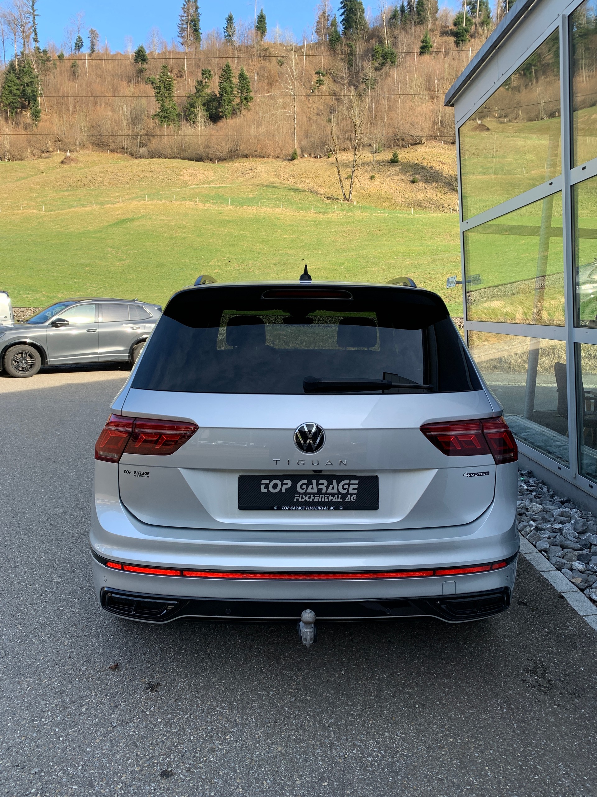 VW Tiguan 2.0 TDI SCR Selection 4Motion DSG-image-5