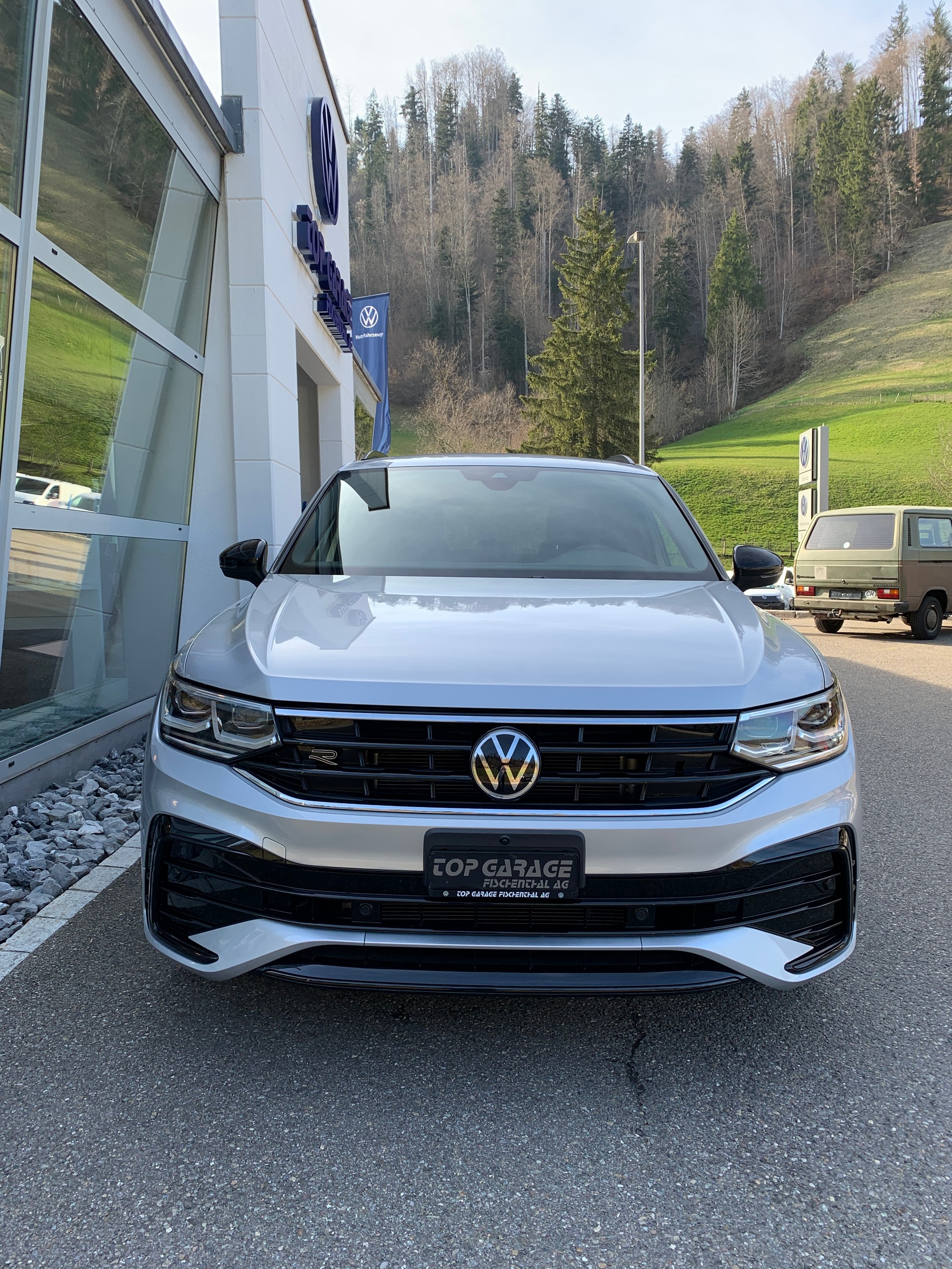 VW Tiguan 2.0 TDI SCR Selection 4Motion DSG-image-1