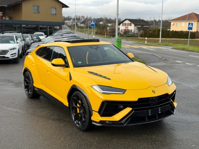 LAMBORGHINI Urus Performante-image-13