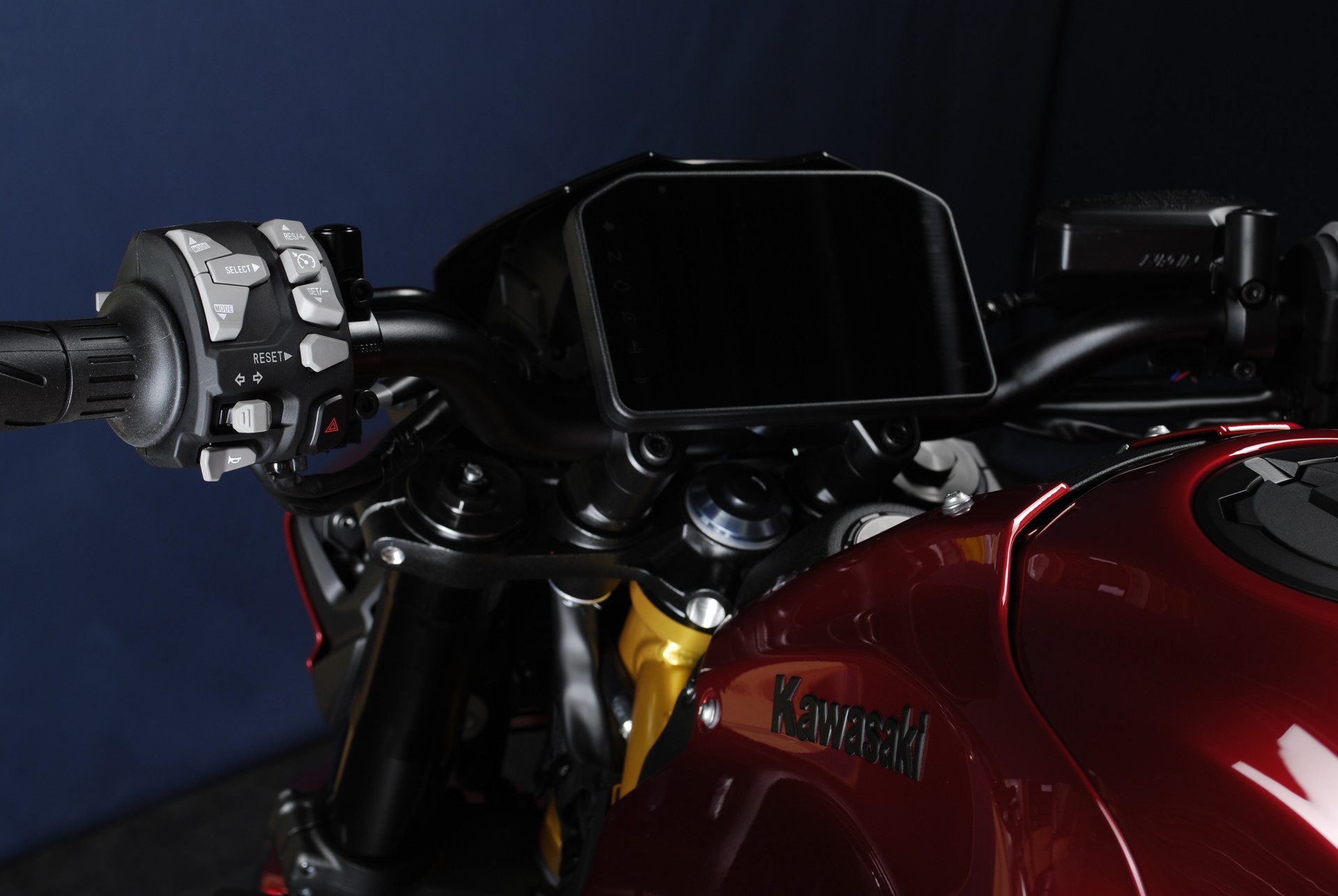 KAWASAKI Z 900 (35kW) MY26 - Sonderumbau-image-14