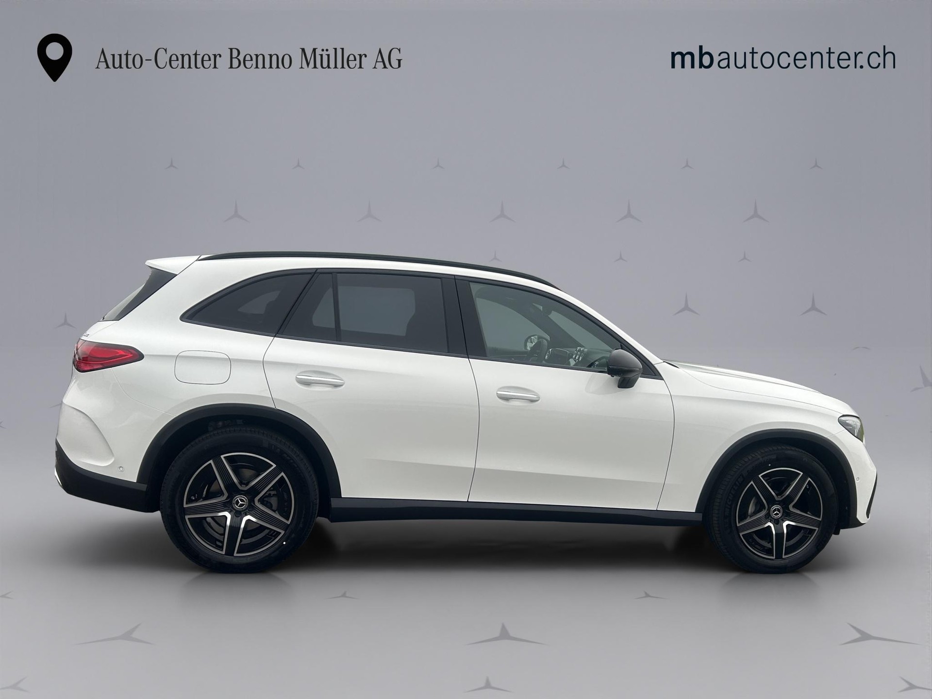 MERCEDES-BENZ GLC 220 d AMG Line 4matic-image-6