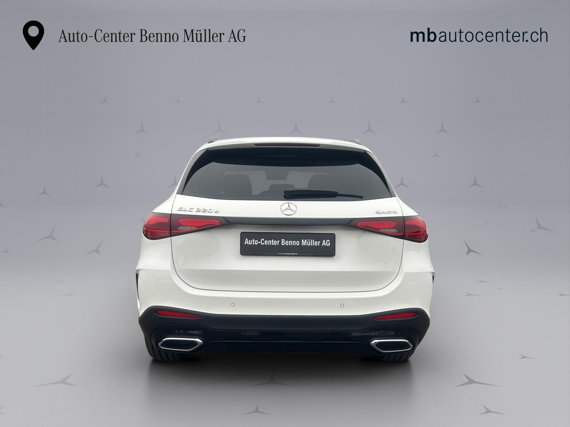 MERCEDES-BENZ GLC 220 d AMG Line 4matic-image-4