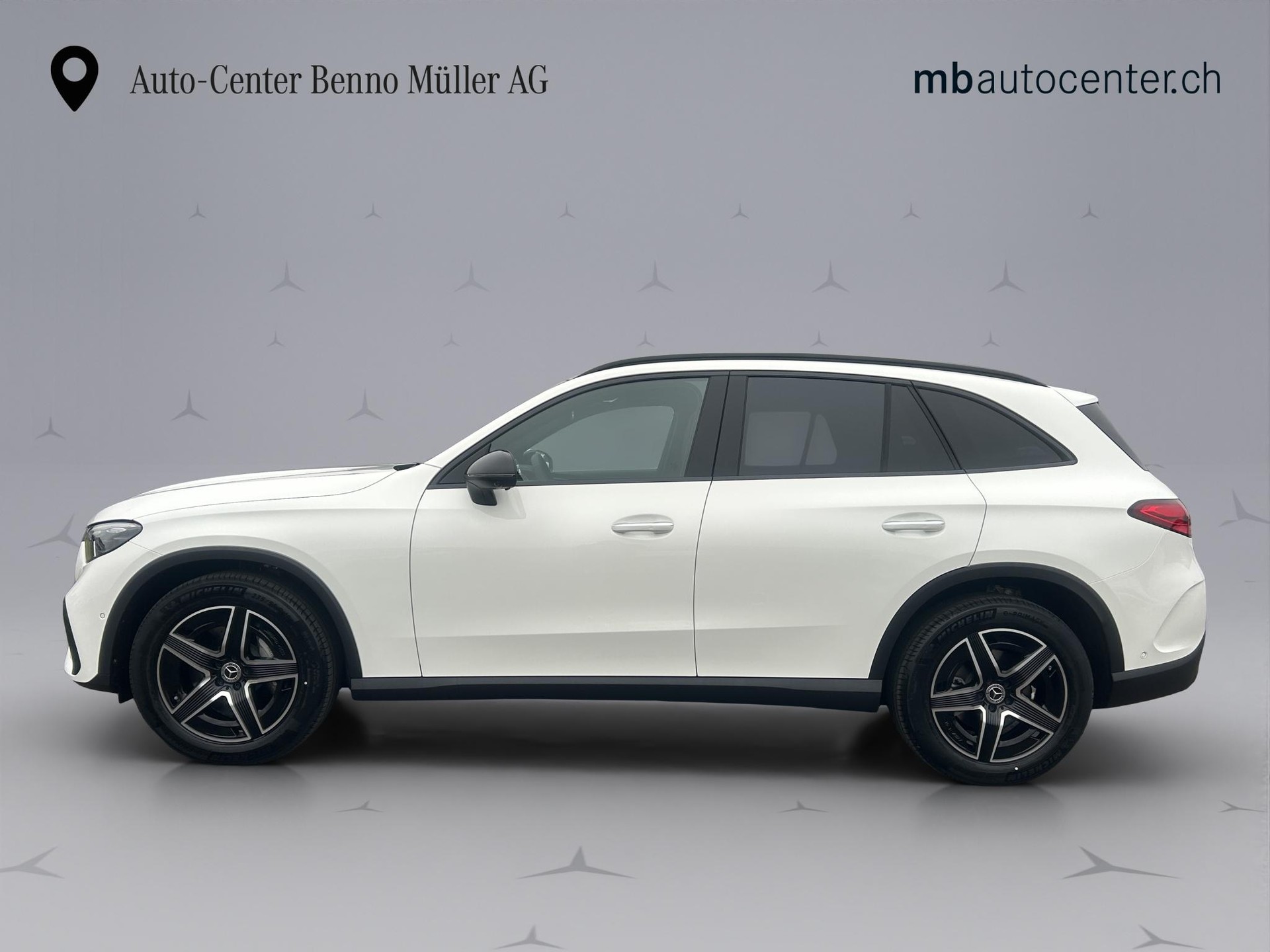 MERCEDES-BENZ GLC 220 d AMG Line 4matic-image-2