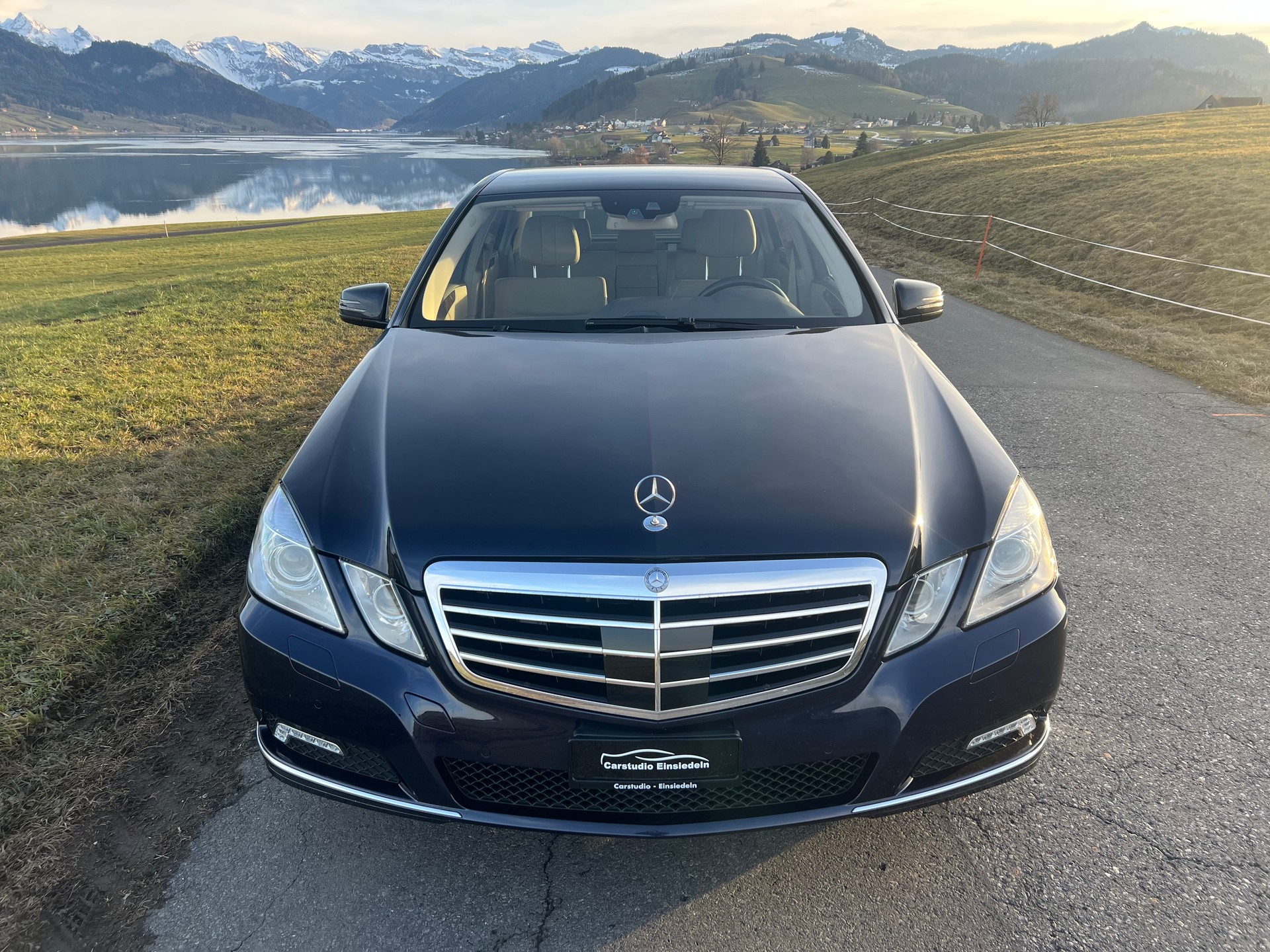 MERCEDES-BENZ E 500 Elégance 4Matic 7G-Tronic-image-1