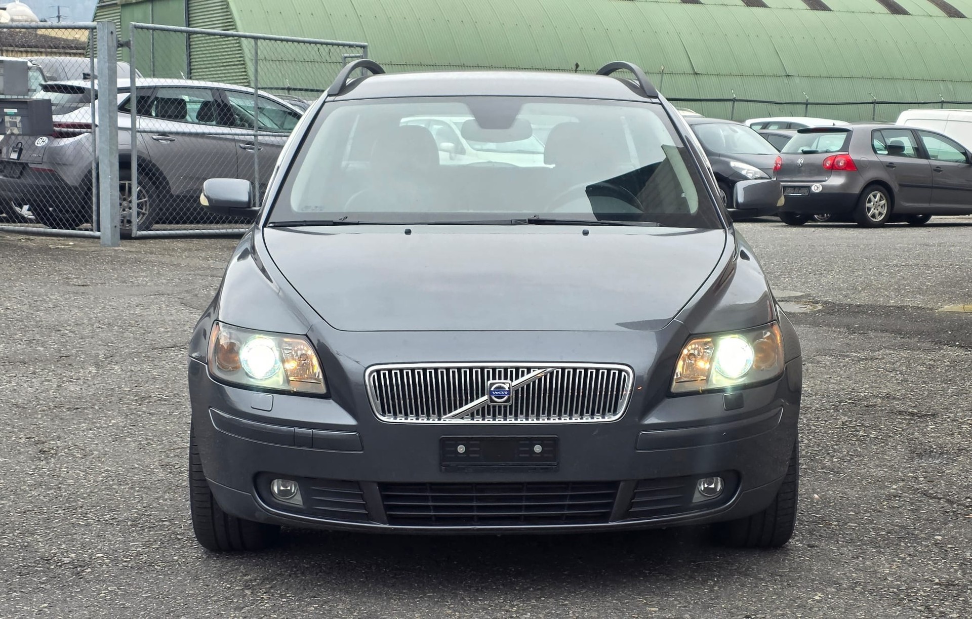 VOLVO V50 T5 AWD Summum-image-0