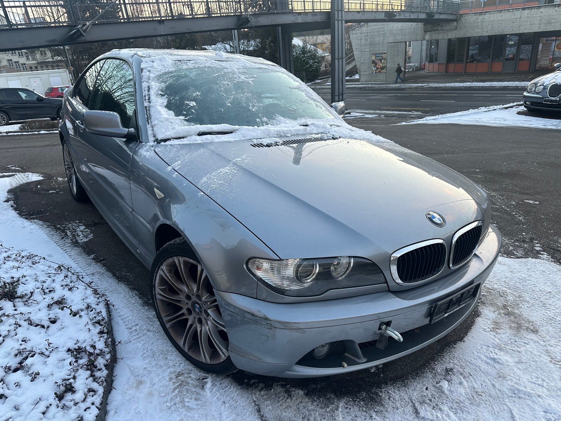 BMW 318Ci Coupé Advantage-image-0