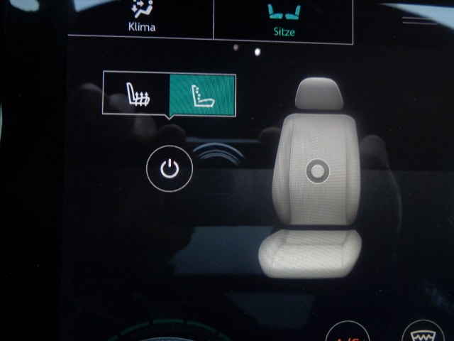 LAND ROVER Range Rover Velar R-Dynamic D 300 Automatic-image-11