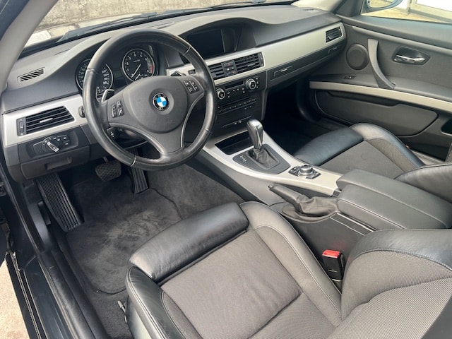 BMW 335i xDrive Coupé Steptronic-image-7