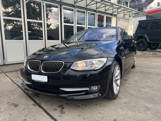 BMW 335i xDrive Coupé Steptronic-image-0