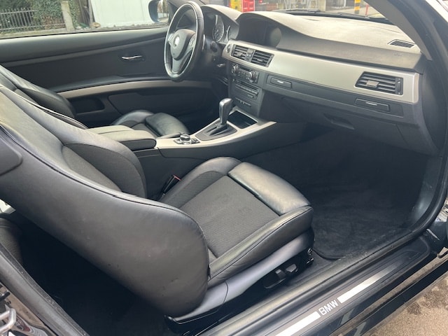 BMW 335i xDrive Coupé Steptronic-image-8