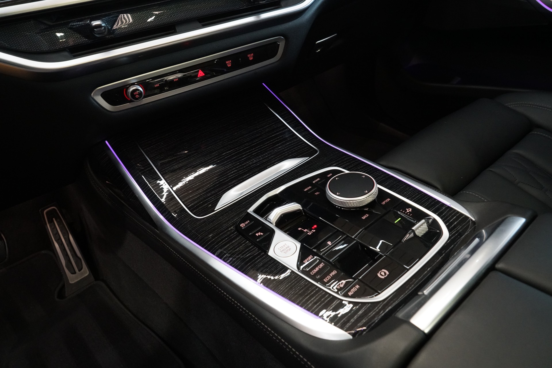 BMW X7 xDrive 48V 40d M Sport Pro Steptronic 7-Plätzer-image-16
