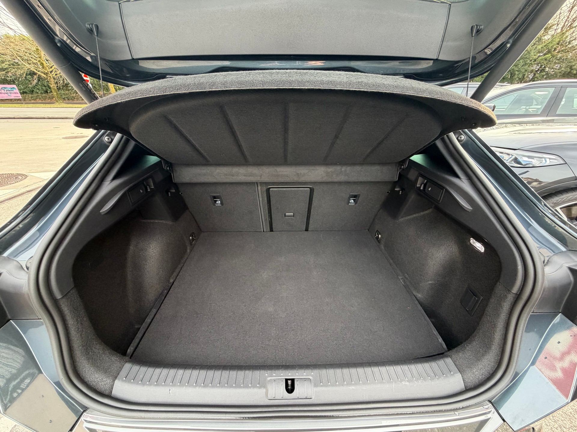 CUPRA Formentor 1.4 e-HYBRID pHEV VZ DSG-image-9