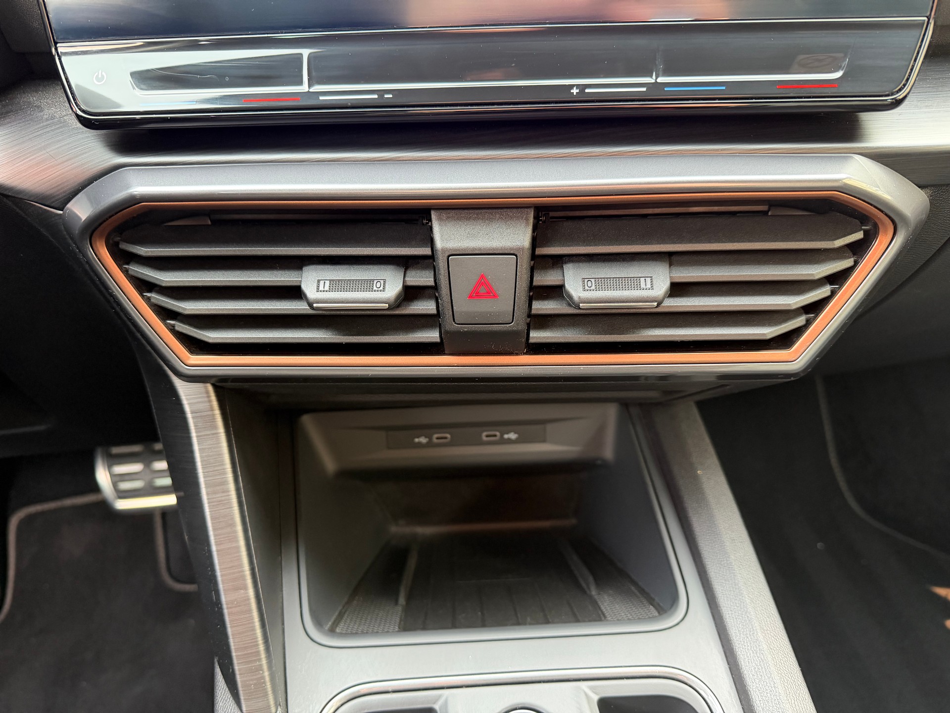 CUPRA Formentor 1.4 e-HYBRID pHEV VZ DSG-image-21