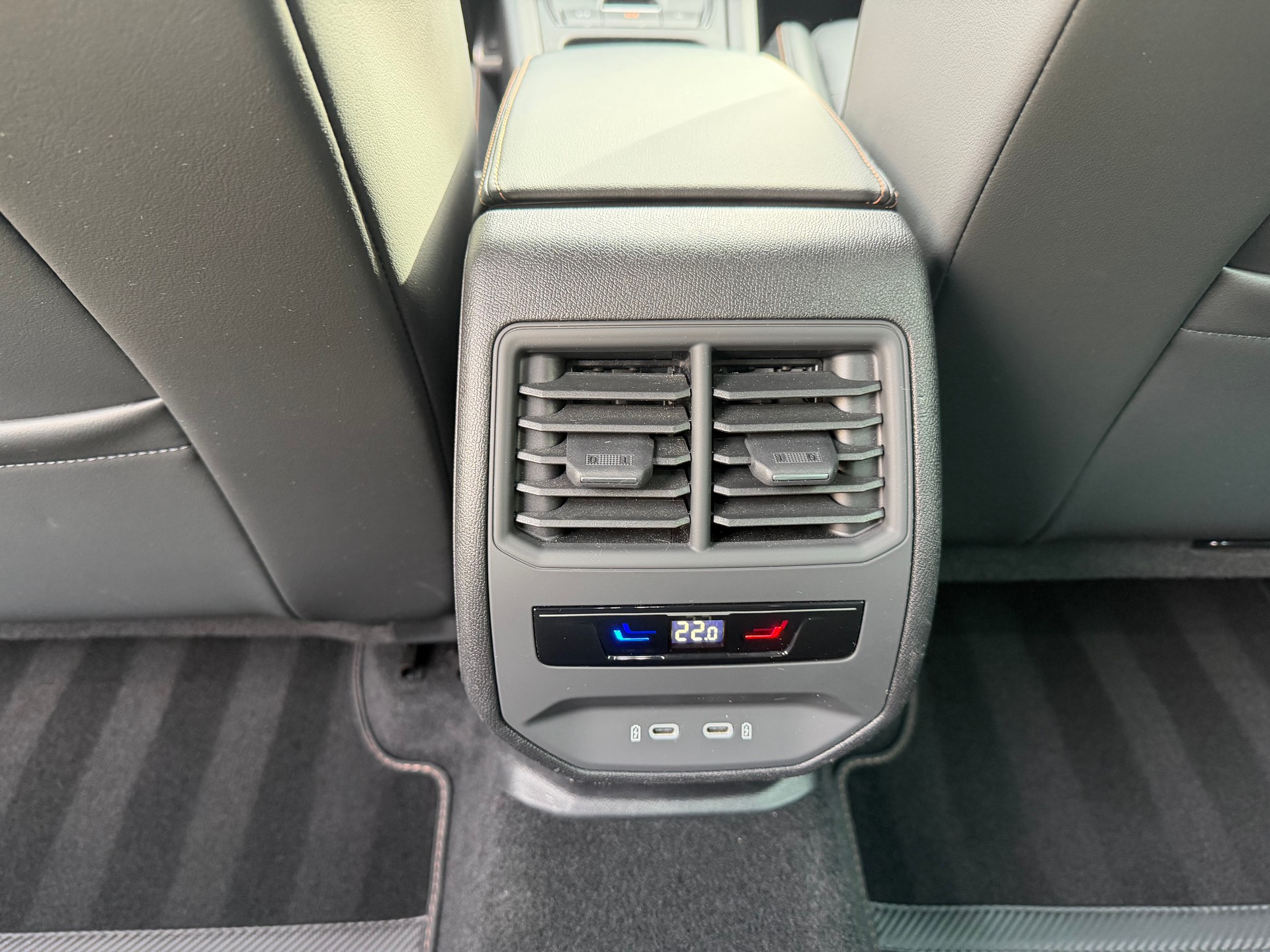 CUPRA Formentor 1.4 e-HYBRID pHEV VZ DSG-image-11