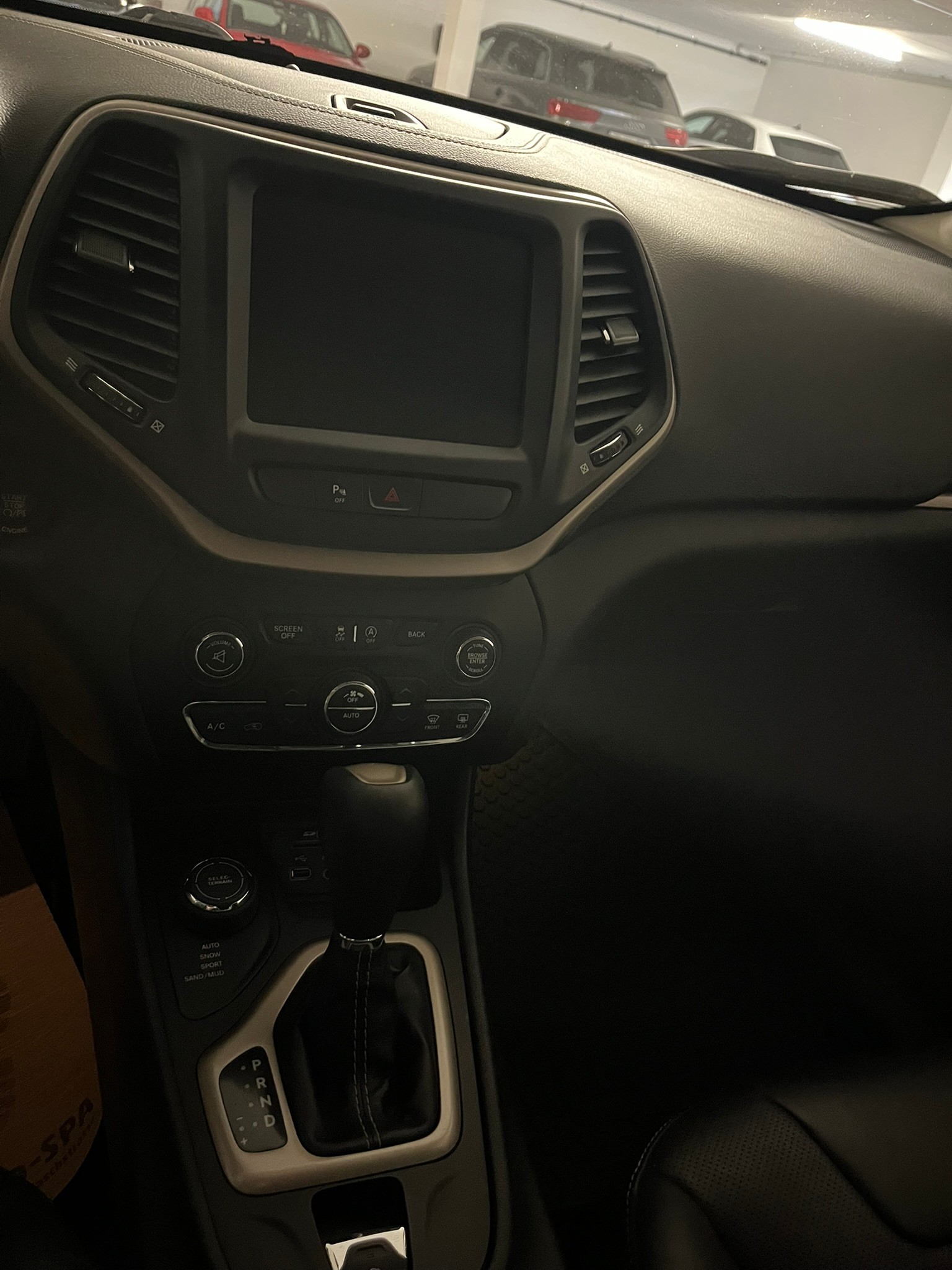 JEEP Cherokee 2.2TD Limited AWD-image-6